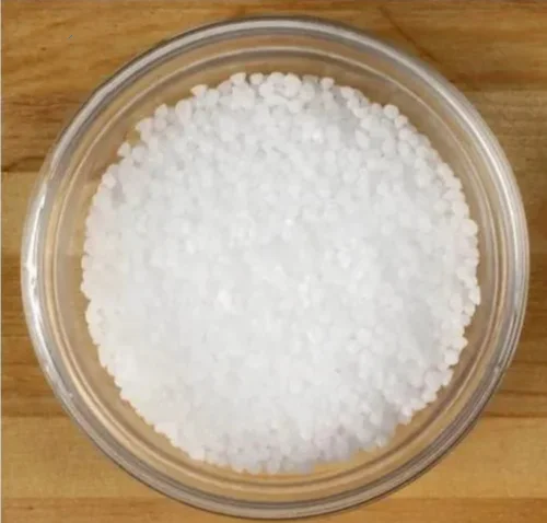 Cetyl alcohol (C16)